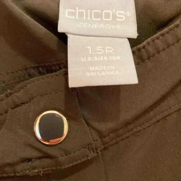 Chico’s Zenergy Camouflage Jacket and Pants Set - Picture 4 of 6